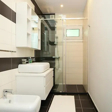 T2 City Hotel apartamentowy *