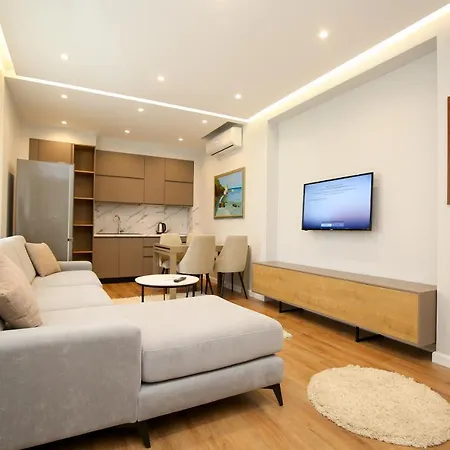 Hotel apartamentowy T2 City Wlora