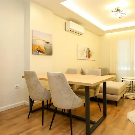 T2 City Hotel apartamentowy *
