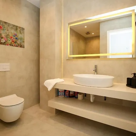 Hotel apartamentowy T2 City