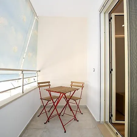 Hotel apartamentowy T2 City *