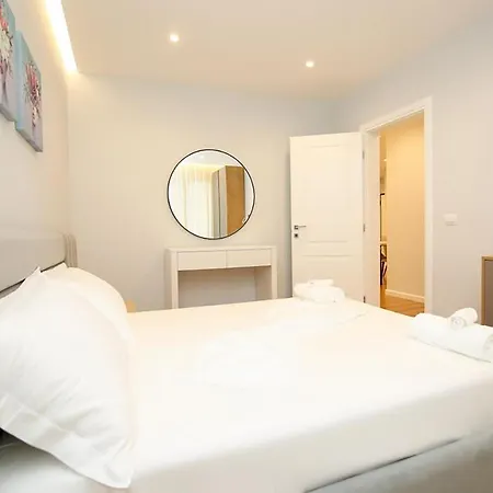 Hotel apartamentowy T2 City Wlora